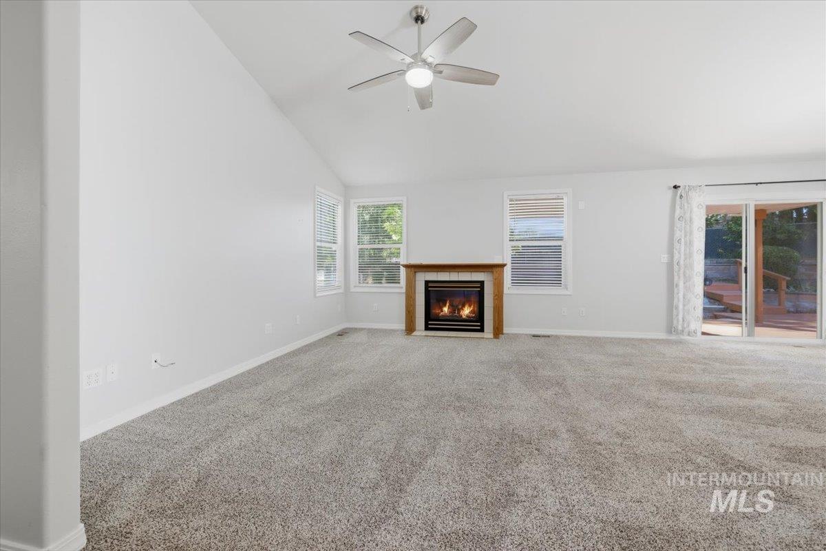 1401 Lois Ln, Nampa, Idaho 83686-2852, 3 Bedrooms, 2.5 Bathrooms, Residential For Sale, Price $384,900, 98989790