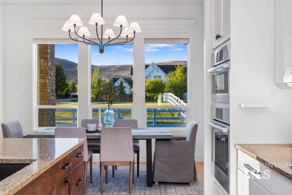 9254 W Sparks Lake Drive, Boise, Idaho 83714, 3 Bedrooms, 2.5 Bathrooms, Residential For Sale, Price $959,000,MLS 98989792