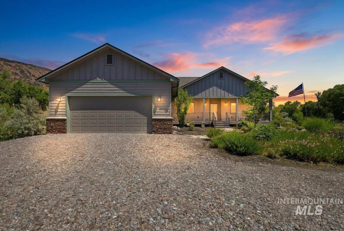 10250 Airpark Loop, Melba, Idaho 83641-4203, 3 Bedrooms, 2 Bathrooms, Residential For Sale, Price $1,250,000,MLS 98989794