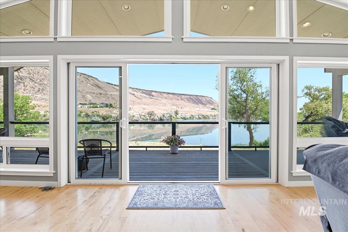 10250 Airpark Loop, Melba, Idaho 83641-4203, 3 Bedrooms, 2 Bathrooms, Residential For Sale, Price $1,250,000,MLS 98989794