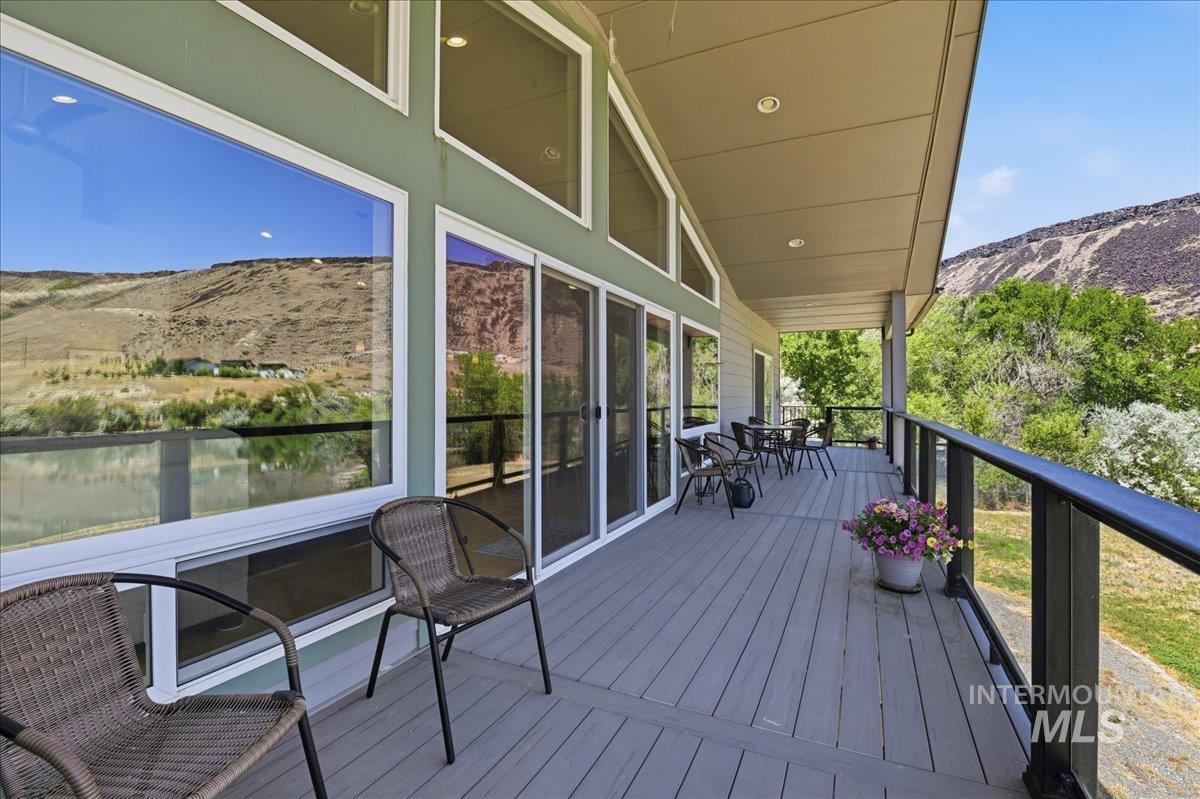 10250 Airpark Loop, Melba, Idaho 83641-4203, 3 Bedrooms, 2 Bathrooms, Residential For Sale, Price $1,250,000,MLS 98989794