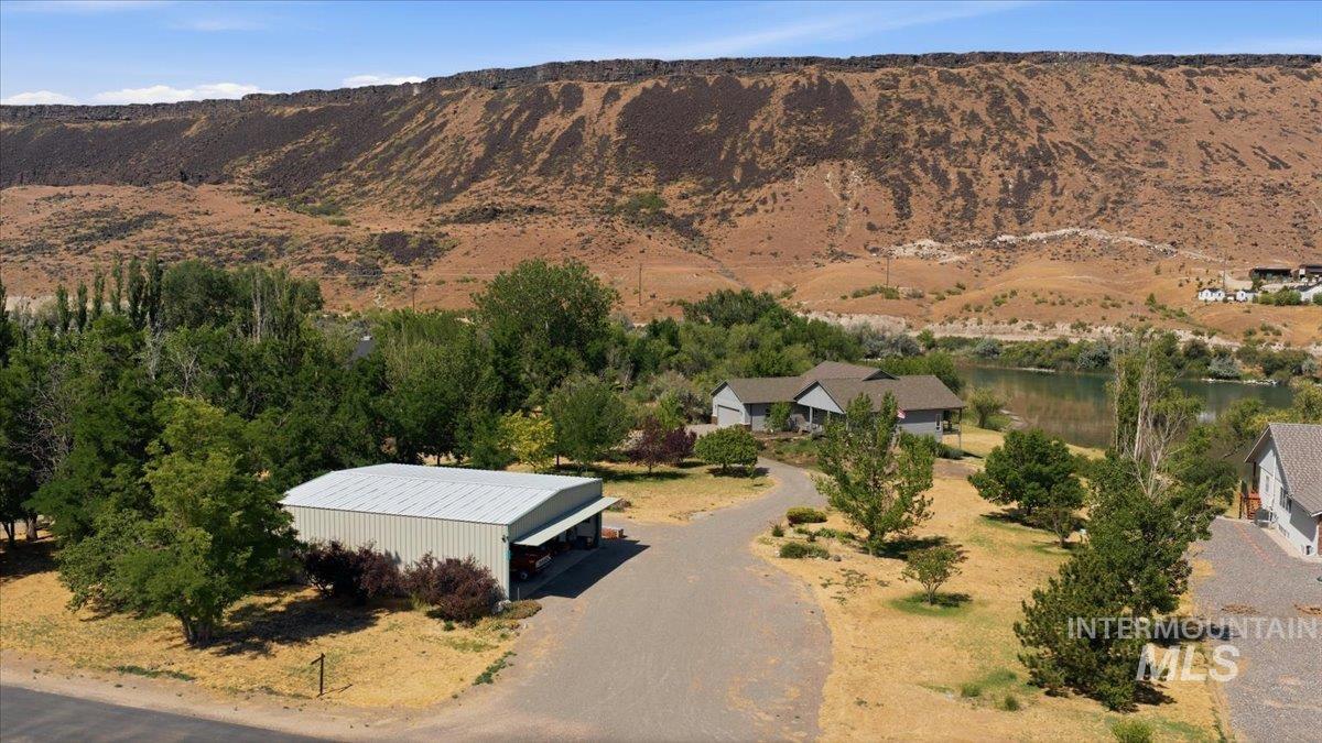 10250 Airpark Loop, Melba, Idaho 83641-4203, 3 Bedrooms, 2 Bathrooms, Residential For Sale, Price $1,250,000,MLS 98989794