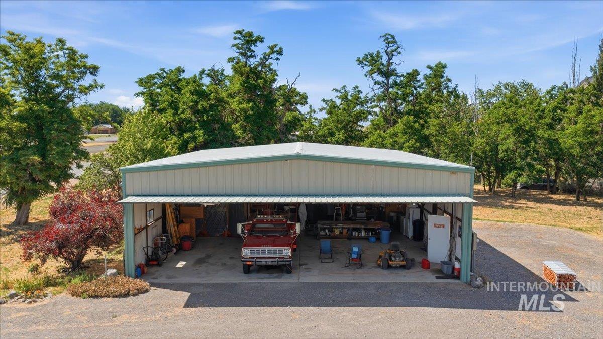 10250 Airpark Loop, Melba, Idaho 83641-4203, 3 Bedrooms, 2 Bathrooms, Residential For Sale, Price $1,250,000,MLS 98989794