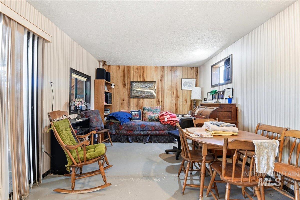 10250 Airpark Loop, Melba, Idaho 83641-4203, 3 Bedrooms, 2 Bathrooms, Residential For Sale, Price $1,250,000,MLS 98989794