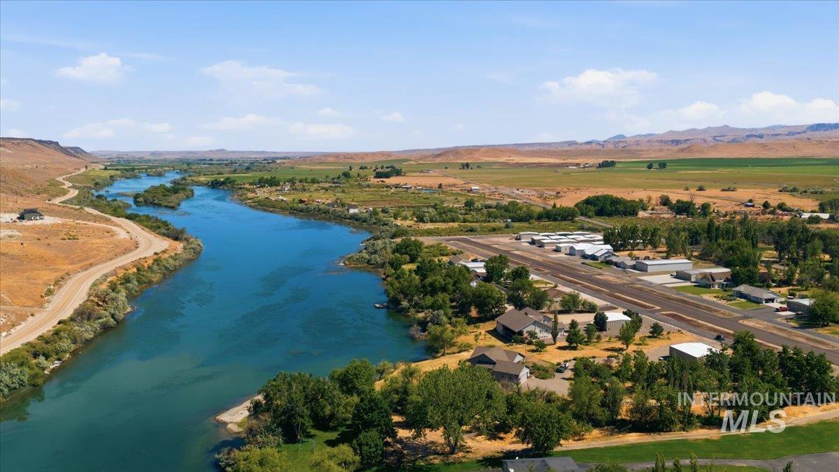 10250 Airpark Loop, Melba, Idaho 83641-4203, 3 Bedrooms, 2 Bathrooms, Residential For Sale, Price $1,250,000,MLS 98989794