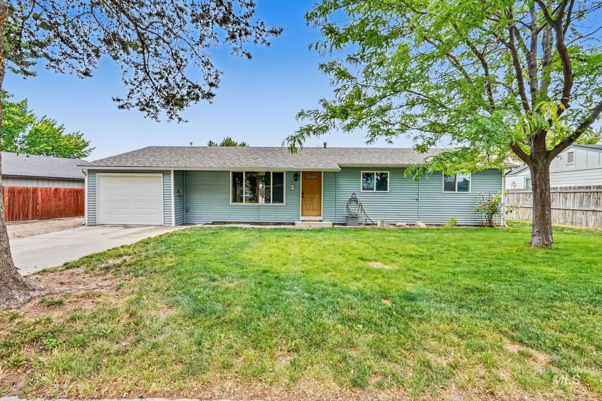 8 S Canyon Dr, Middleton, Idaho 83644, 4 Bedrooms, 1 Bathroom, Residential For Sale, Price $350,000, 98989796