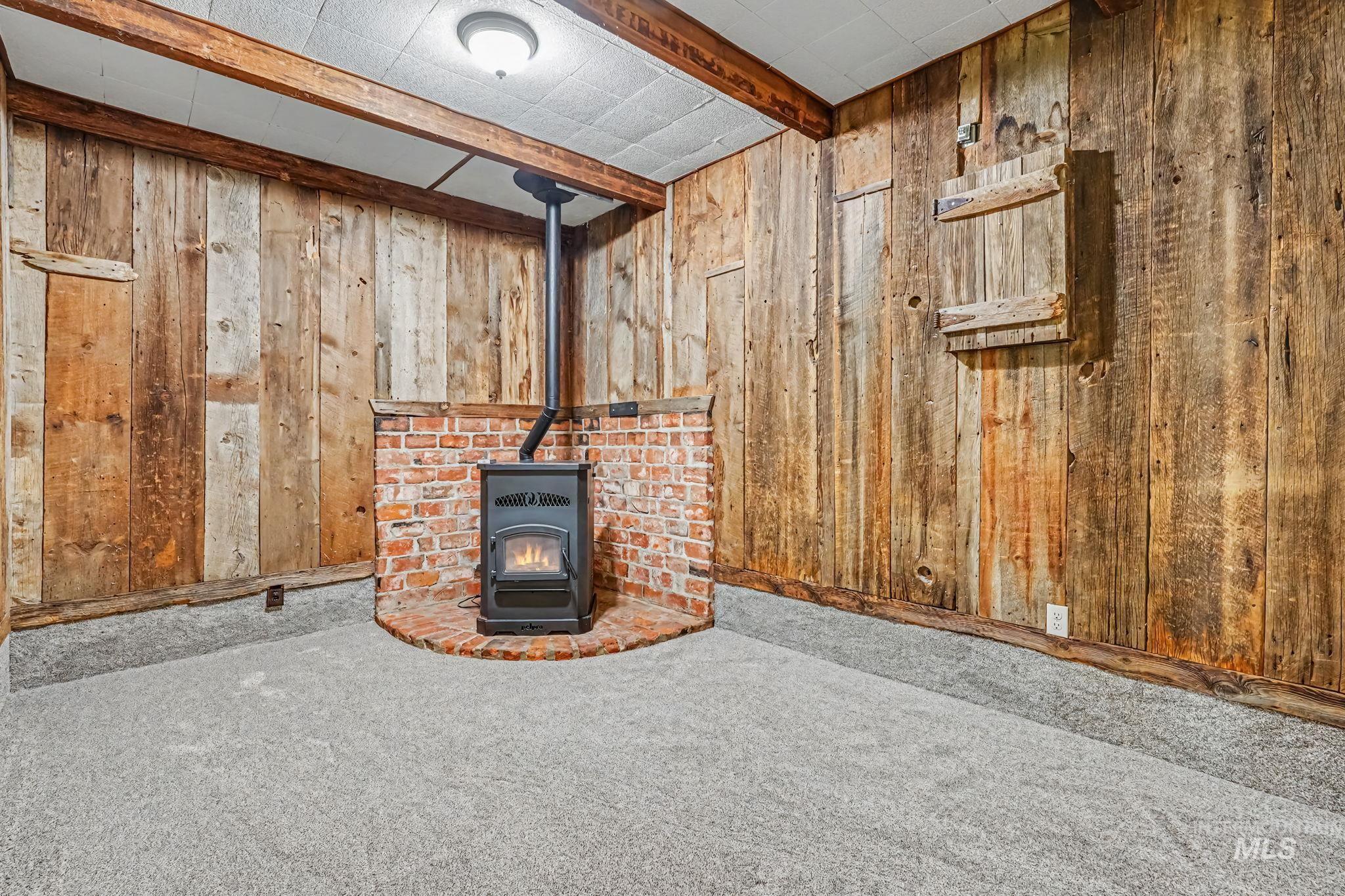 8 S Canyon Dr, Middleton, Idaho 83644, 4 Bedrooms, 1 Bathroom, Residential For Sale, Price $350,000, 98989796
