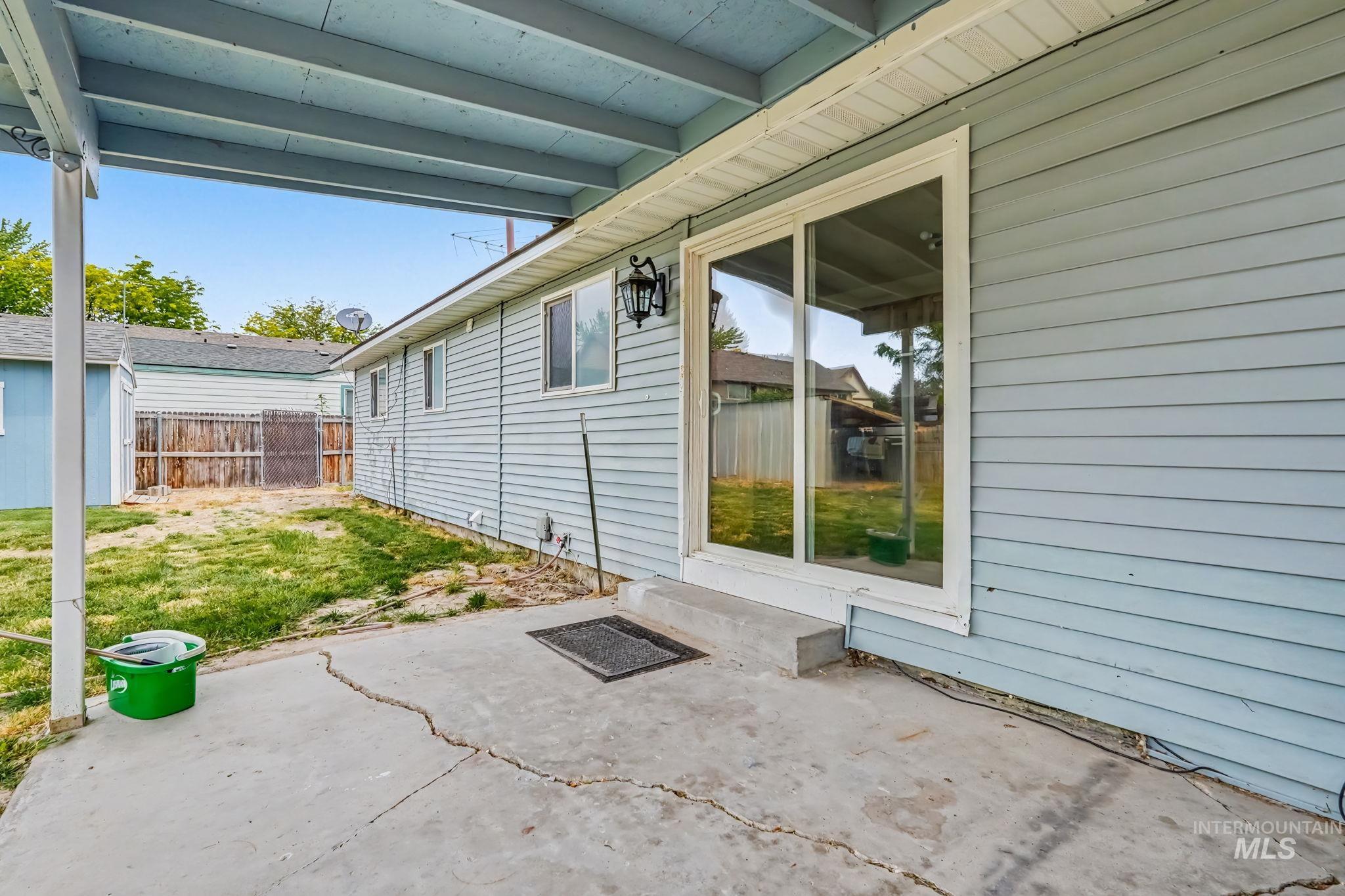 8 S Canyon Dr, Middleton, Idaho 83644, 4 Bedrooms, 1 Bathroom, Residential For Sale, Price $350,000, 98989796