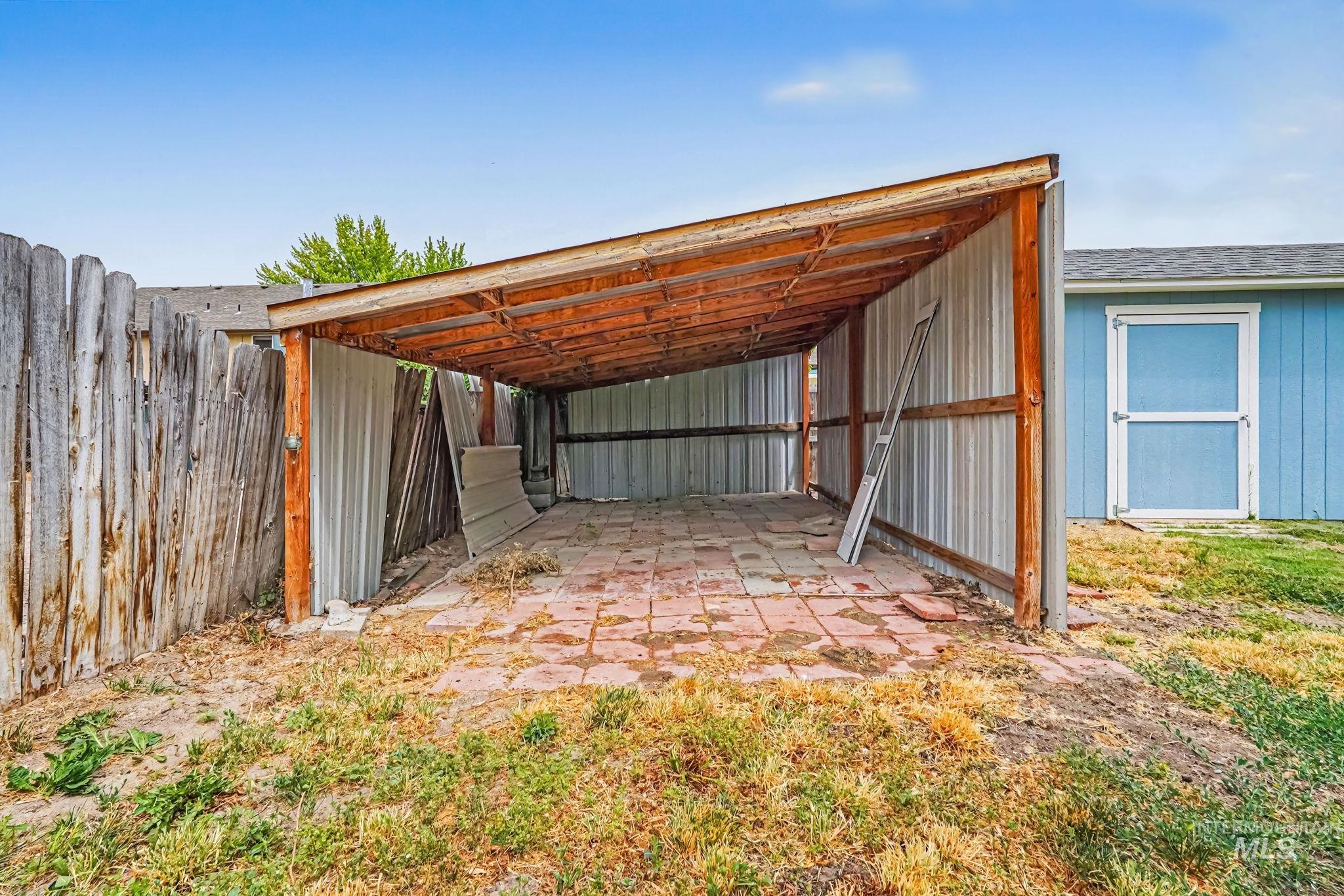 8 S Canyon Dr, Middleton, Idaho 83644, 4 Bedrooms, 1 Bathroom, Residential For Sale, Price $350,000, 98989796