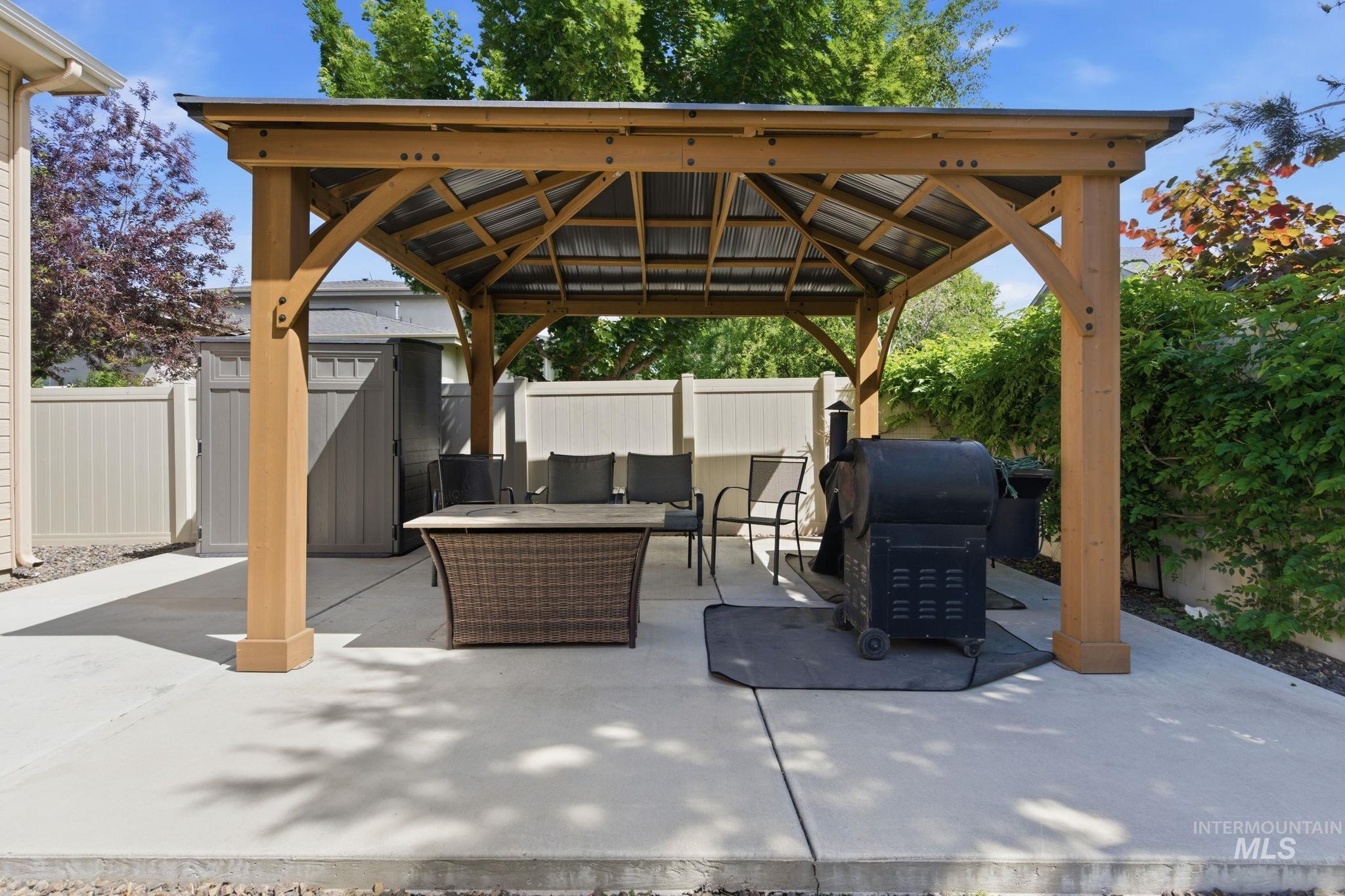 3098 N Cherry Laurel Way, Star, Idaho 83669, 4 Bedrooms, 2.5 Bathrooms, Residential For Sale, Price $589,900, 98989803