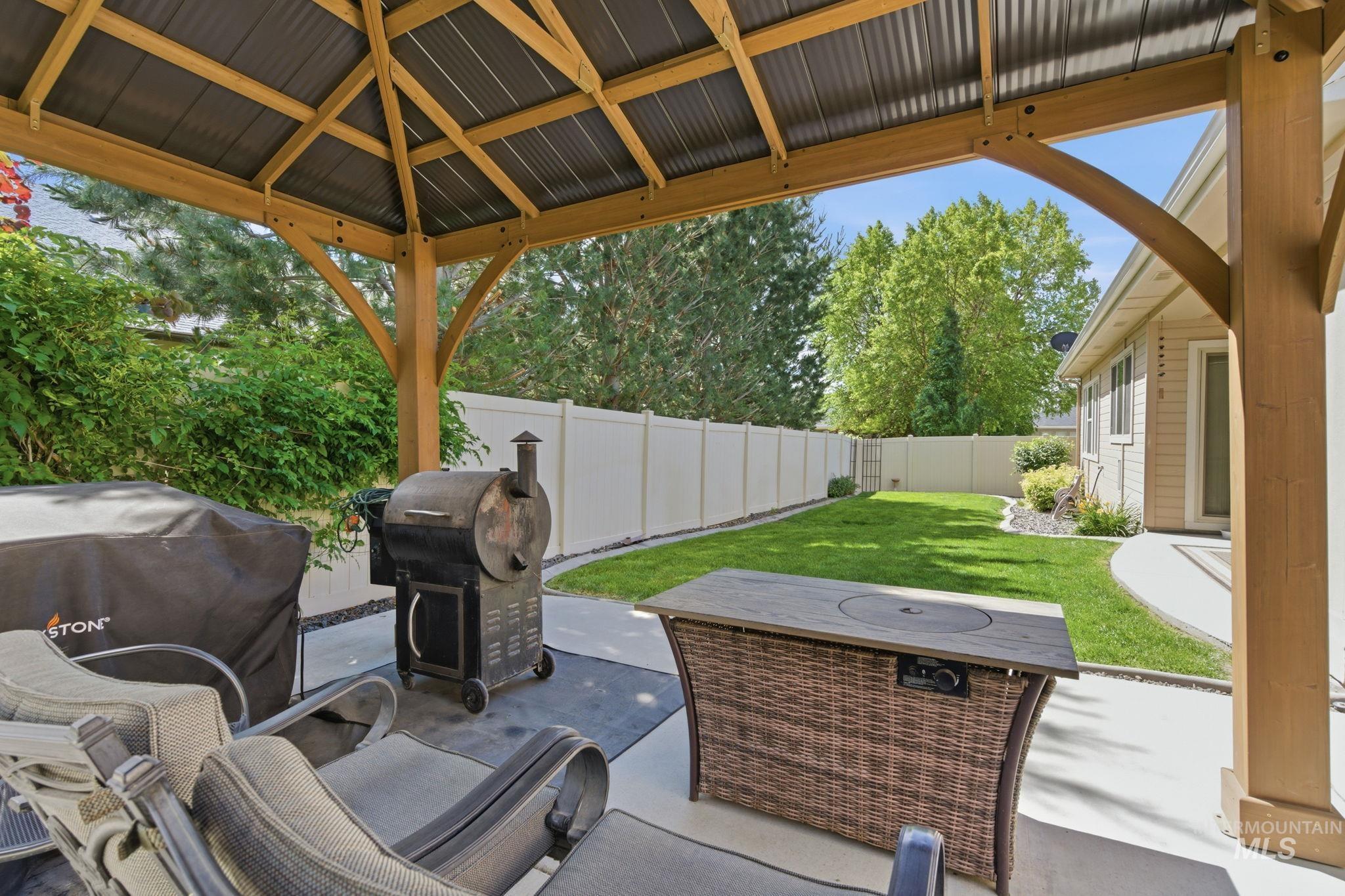 3098 N Cherry Laurel Way, Star, Idaho 83669, 4 Bedrooms, 2.5 Bathrooms, Residential For Sale, Price $589,900, 98989803