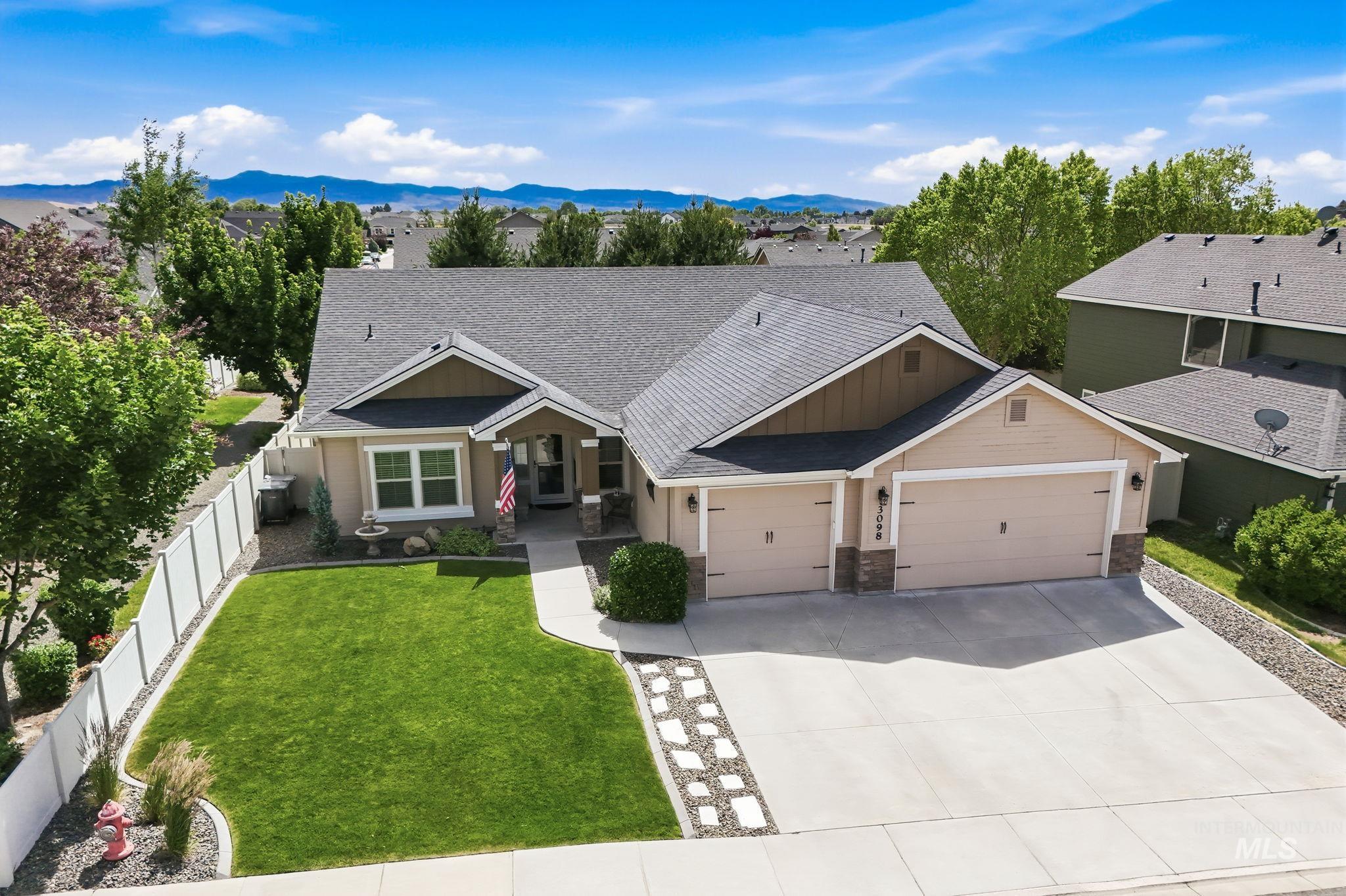 3098 N Cherry Laurel Way, Star, Idaho 83669, 4 Bedrooms, 2.5 Bathrooms, Residential For Sale, Price $589,900, 98989803