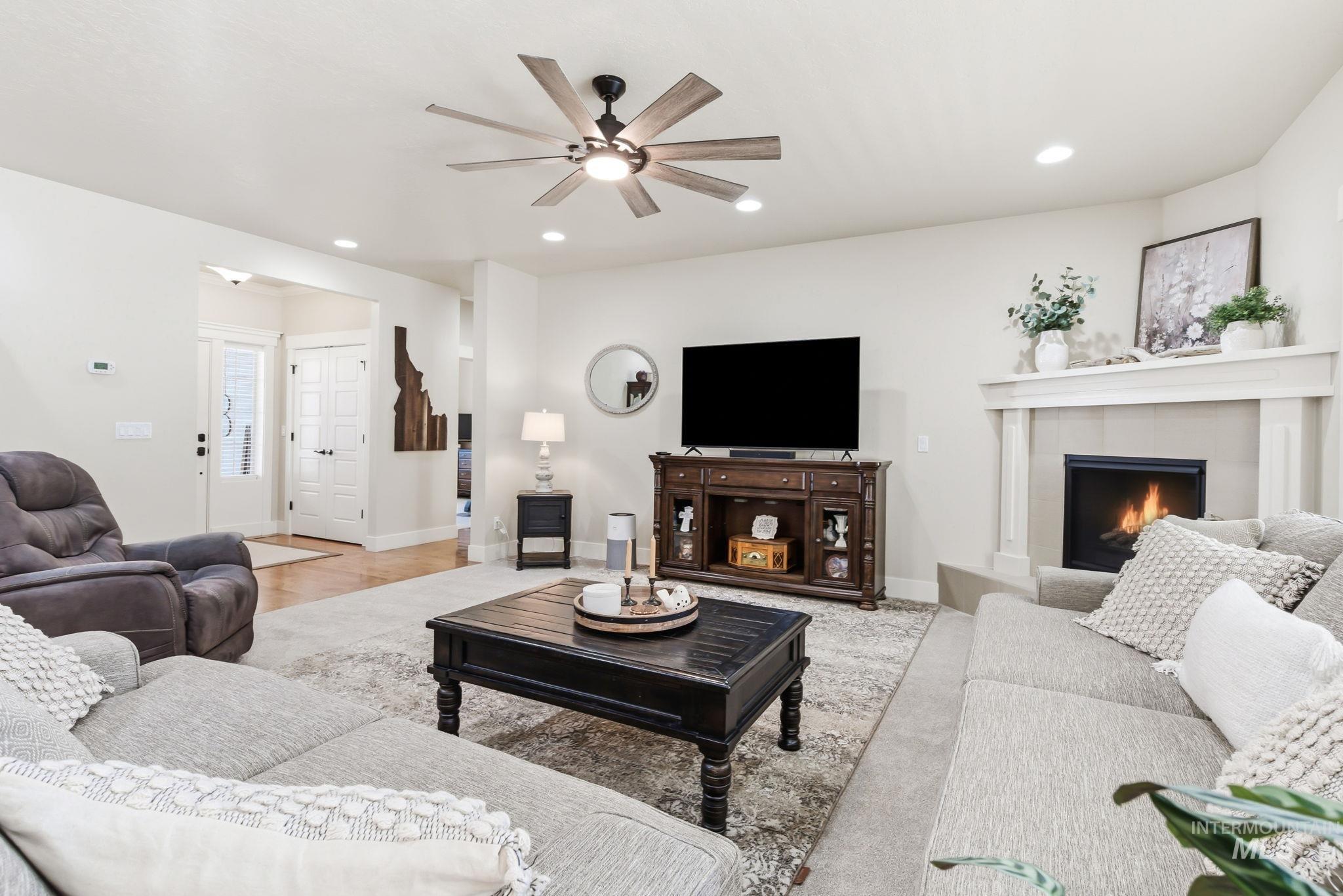 3098 N Cherry Laurel Way, Star, Idaho 83669, 4 Bedrooms, 2.5 Bathrooms, Residential For Sale, Price $589,900, 98989803