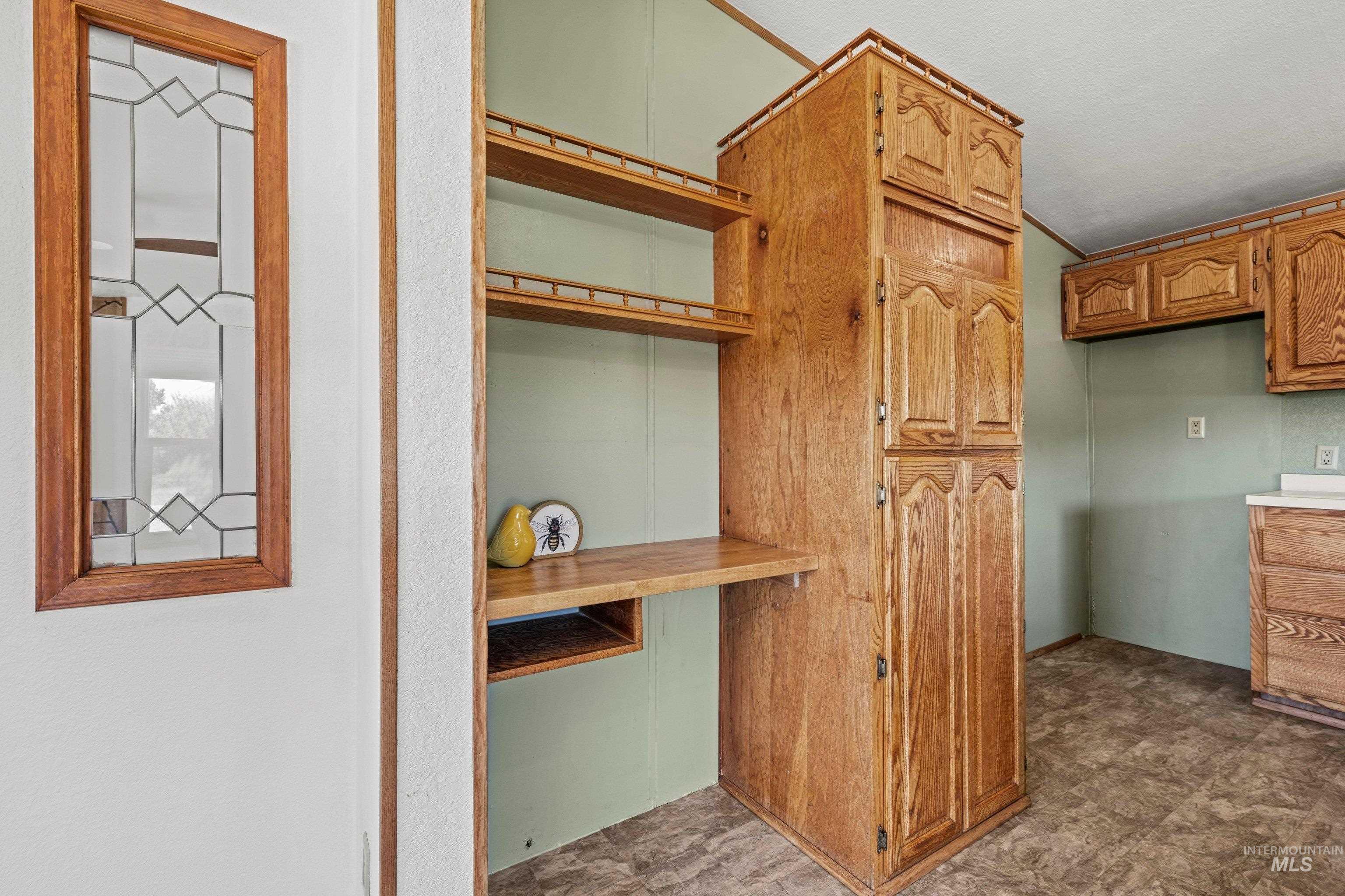 12397 Lake Shore Dr, Nampa, Idaho 83686, 3 Bedrooms, 2 Bathrooms, Residential For Sale, Price $389,900,MLS 98989805