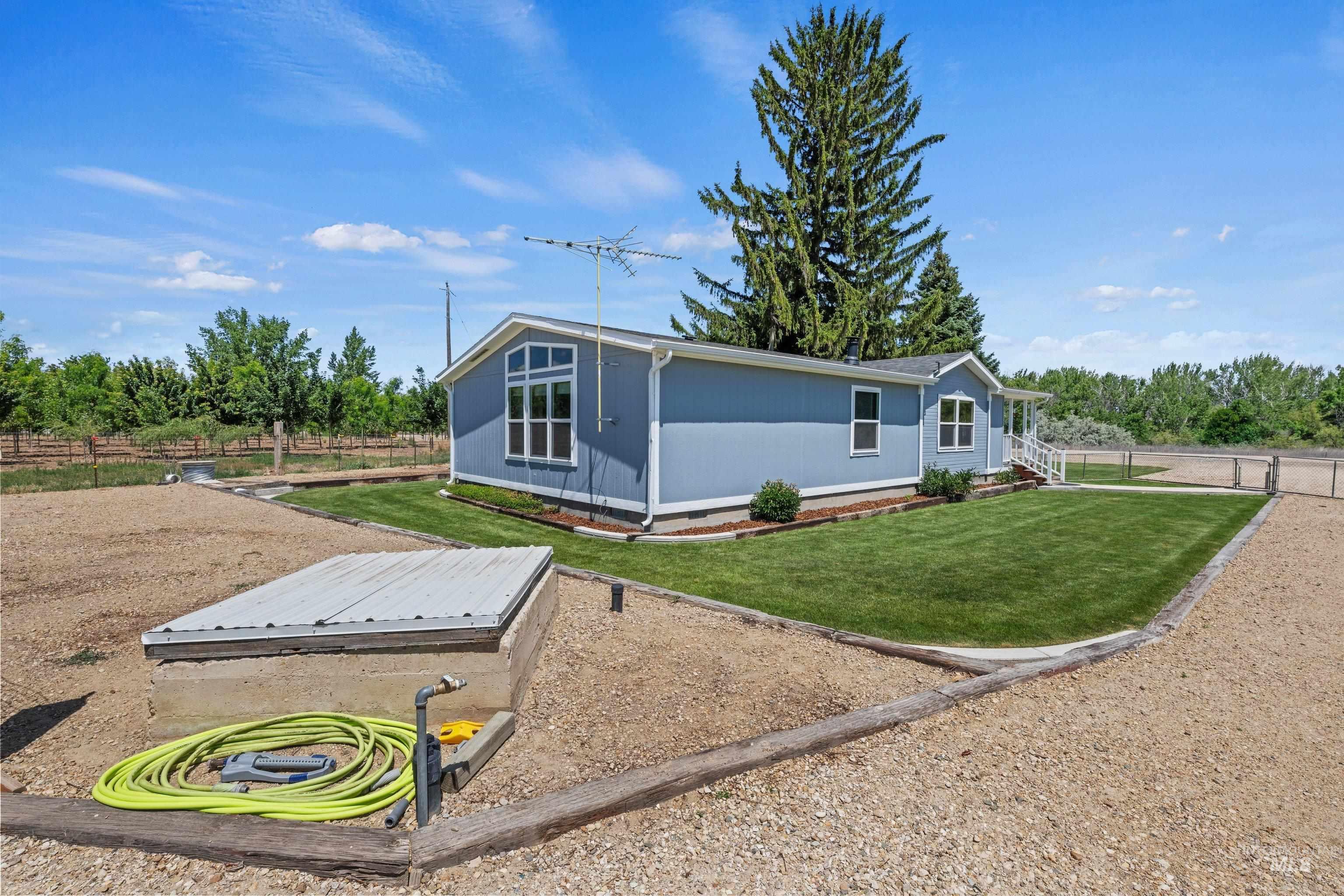 12397 Lake Shore Dr, Nampa, Idaho 83686, 3 Bedrooms, 2 Bathrooms, Residential For Sale, Price $389,900,MLS 98989805