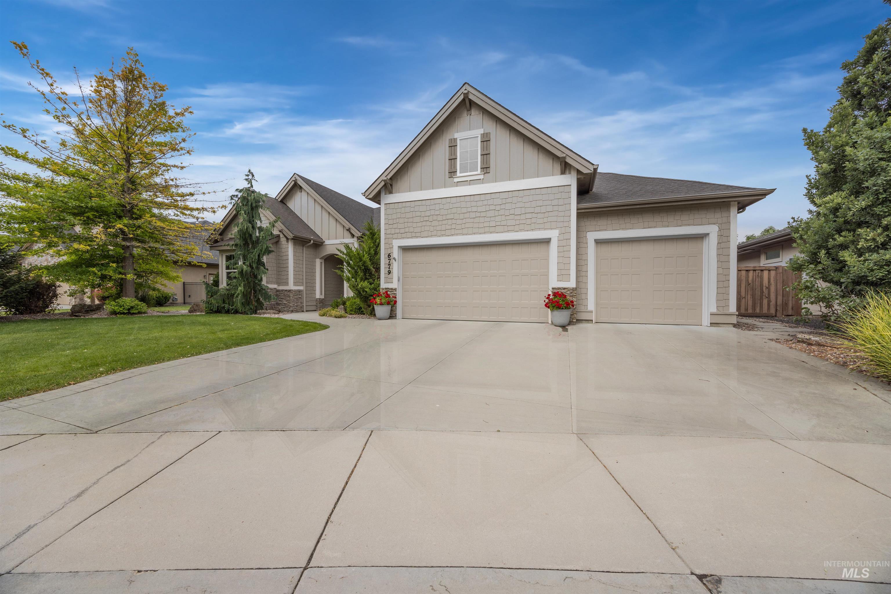 6779 N Pira Avenue, Meridian, Idaho 83646, 4 Bedrooms, 3 Bathrooms, Residential For Sale, Price $1,100,000,MLS 98989807