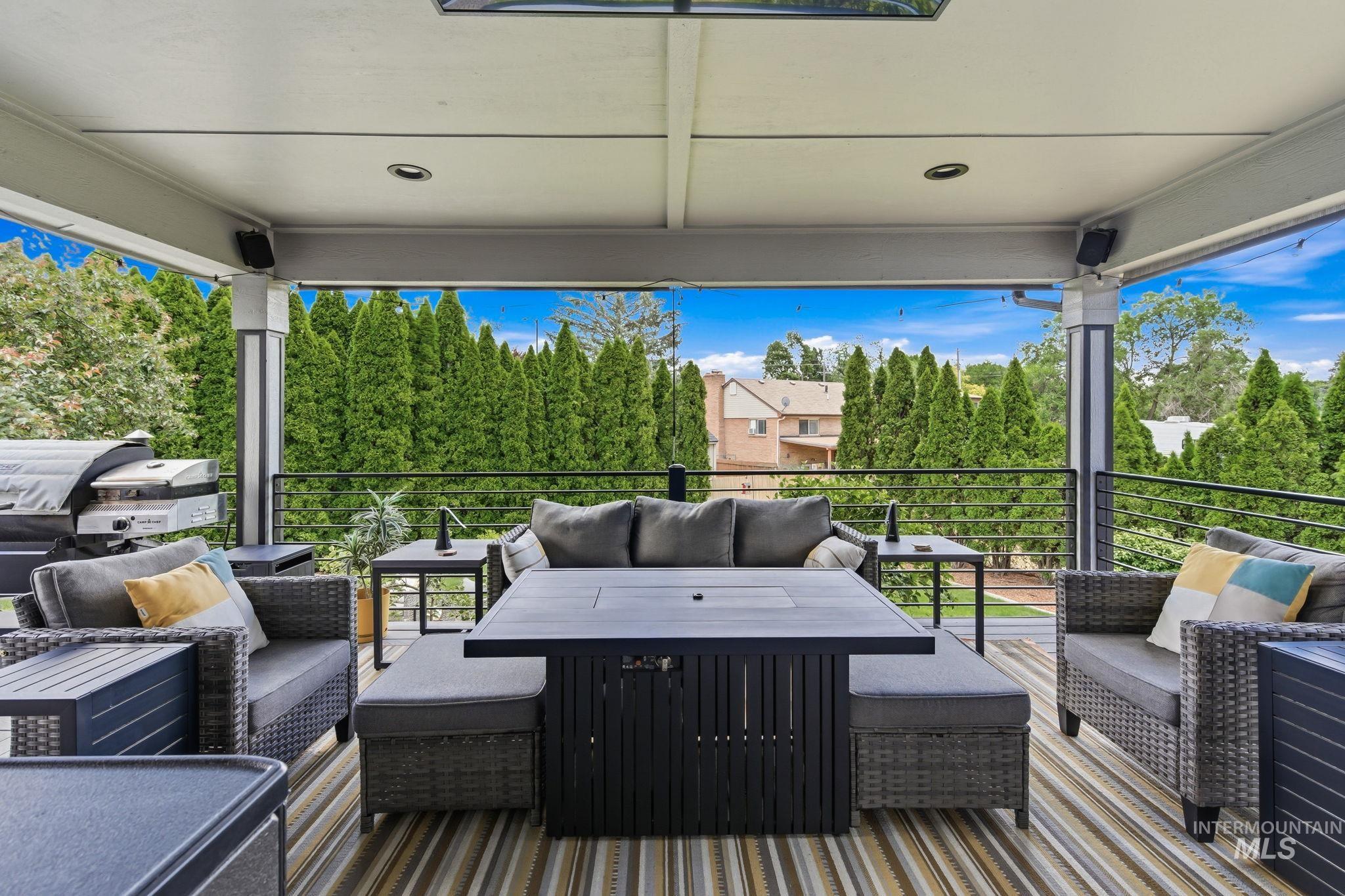 7475 W Cherrywood Dr, Boise, Idaho 83704, 5 Bedrooms, 4 Bathrooms, Residential For Sale, Price $825,000,MLS 98989810