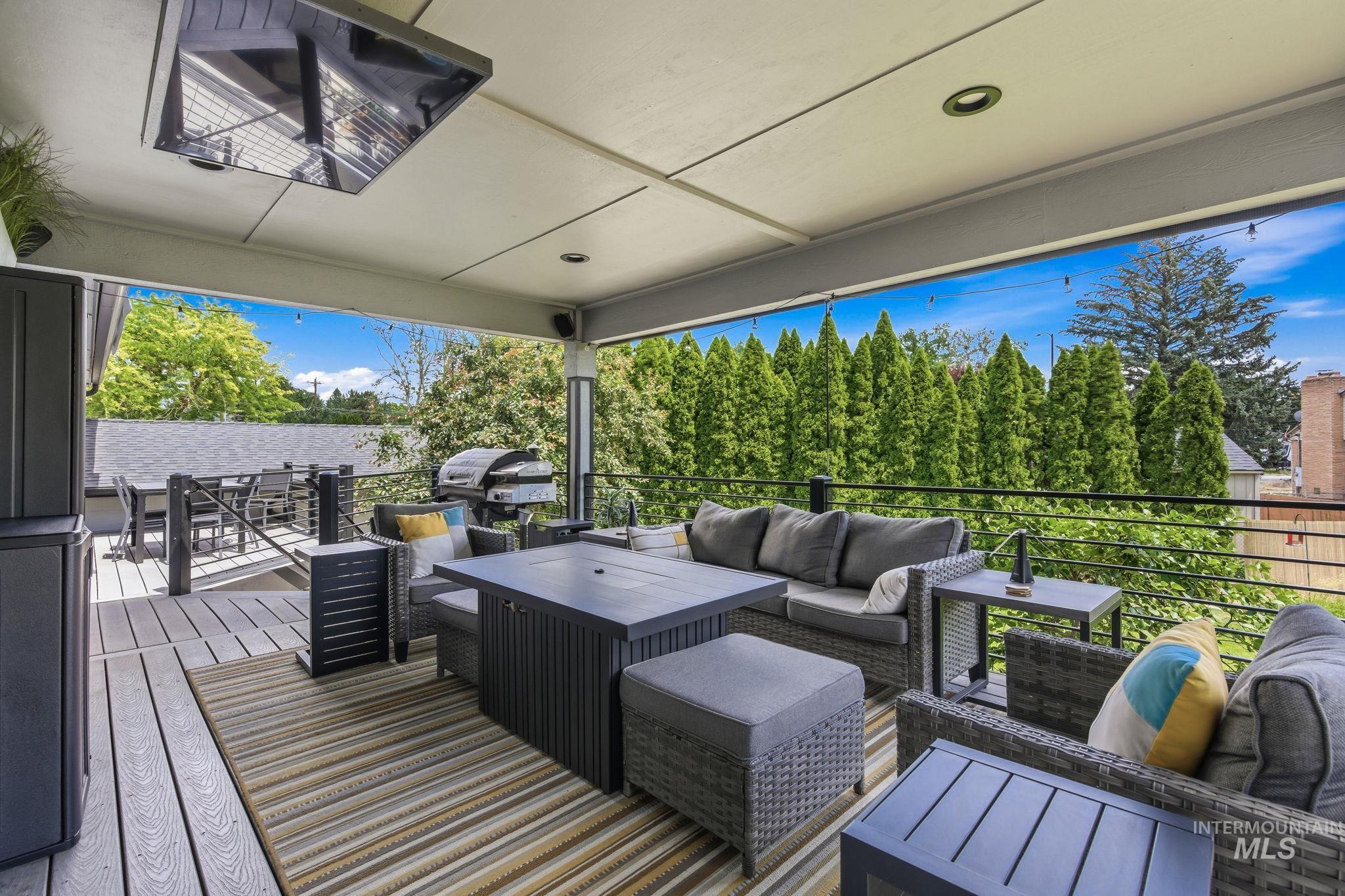 7475 W Cherrywood Dr, Boise, Idaho 83704, 5 Bedrooms, 4 Bathrooms, Residential For Sale, Price $825,000,MLS 98989810