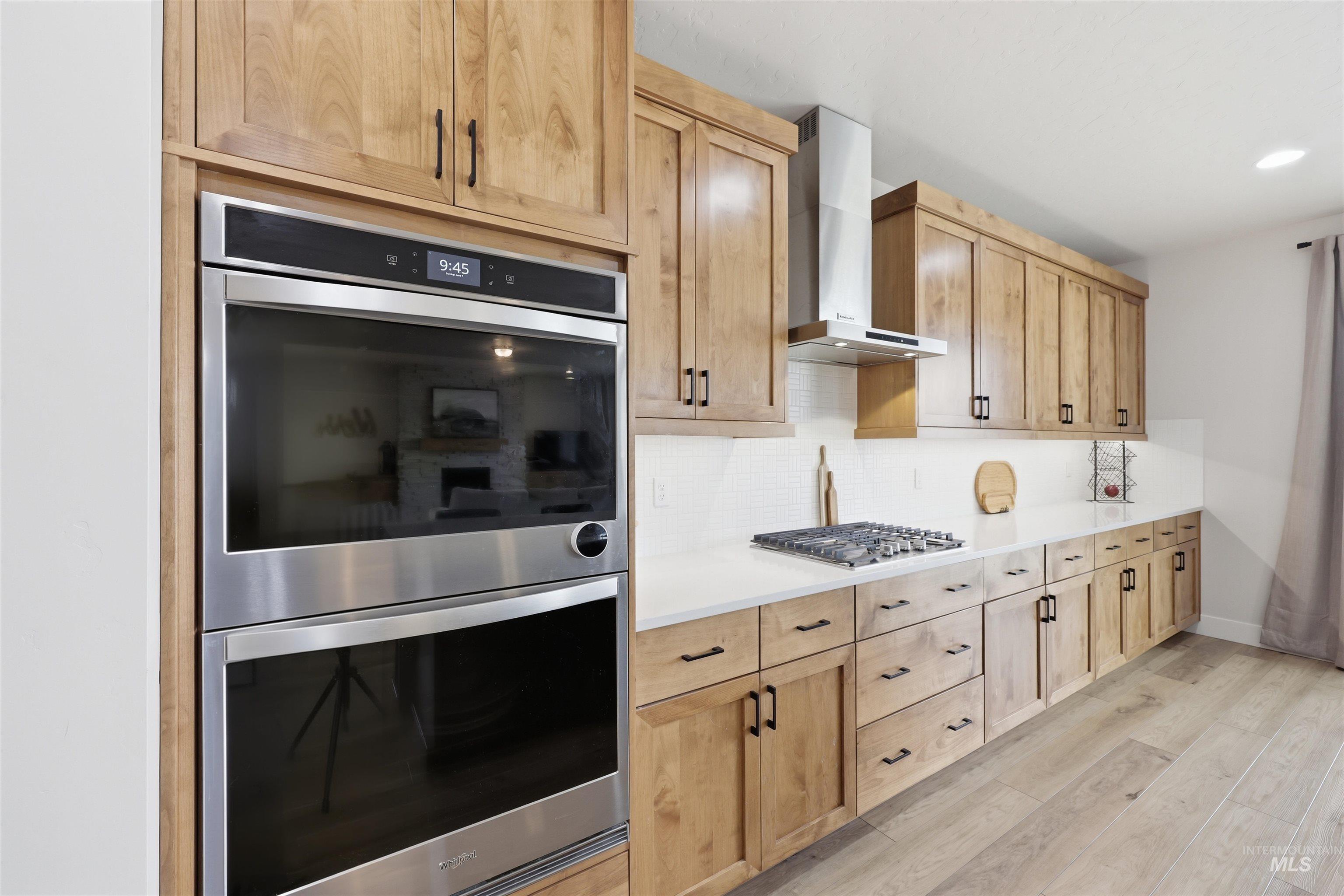 17643 N Pass City Pl., Nampa, Idaho 83687, 3 Bedrooms, 2.5 Bathrooms, Residential For Sale, Price $750,000,MLS 98989814