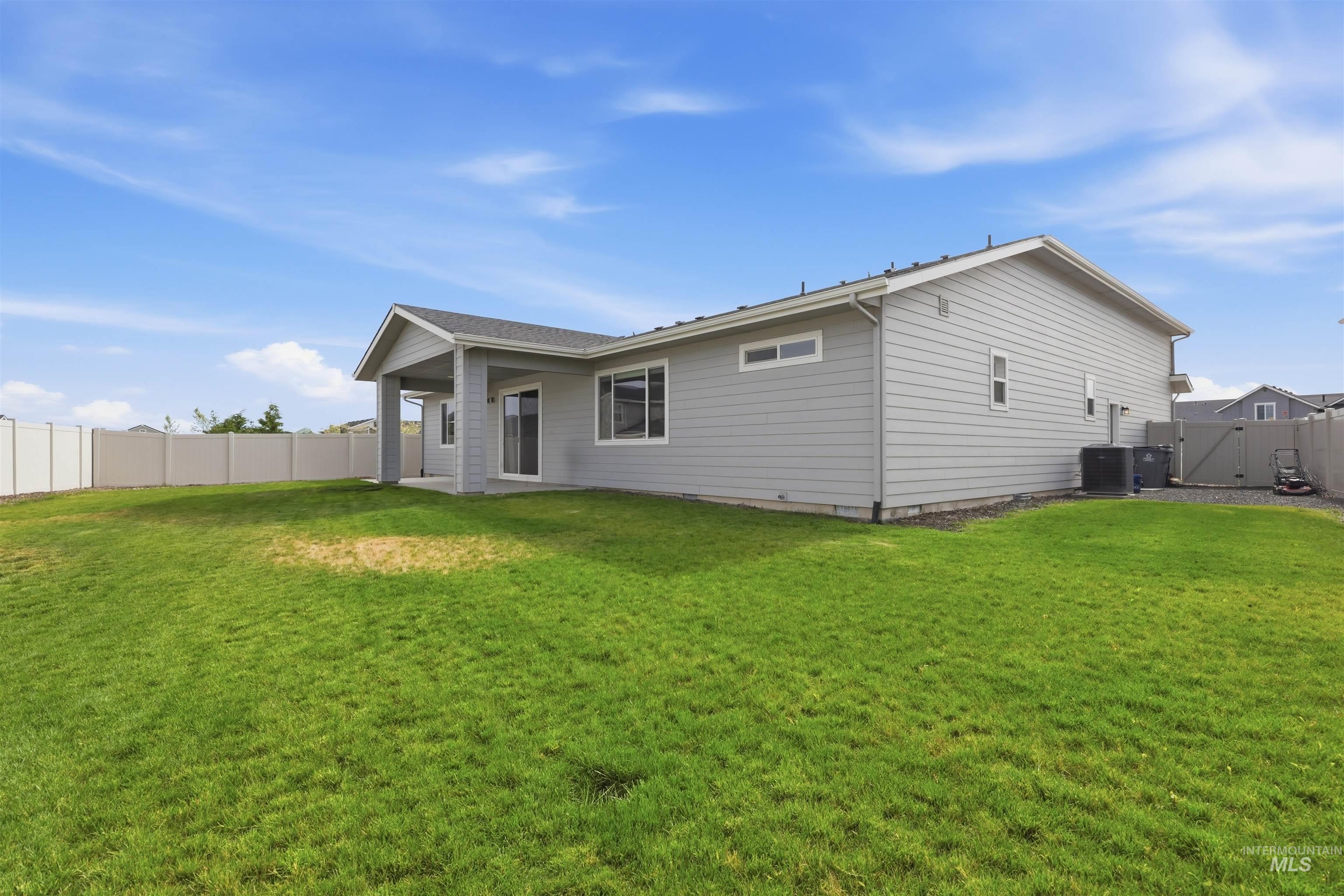 17643 N Pass City Pl., Nampa, Idaho 83687, 3 Bedrooms, 2.5 Bathrooms, Residential For Sale, Price $750,000,MLS 98989814