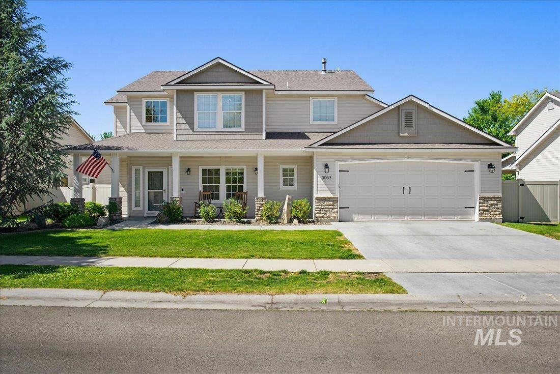 3053 E Calabria Dr, Meridian, Idaho 83642, 4 Bedrooms, 2.5 Bathrooms, Residential For Sale, Price $564,900,MLS 98989818