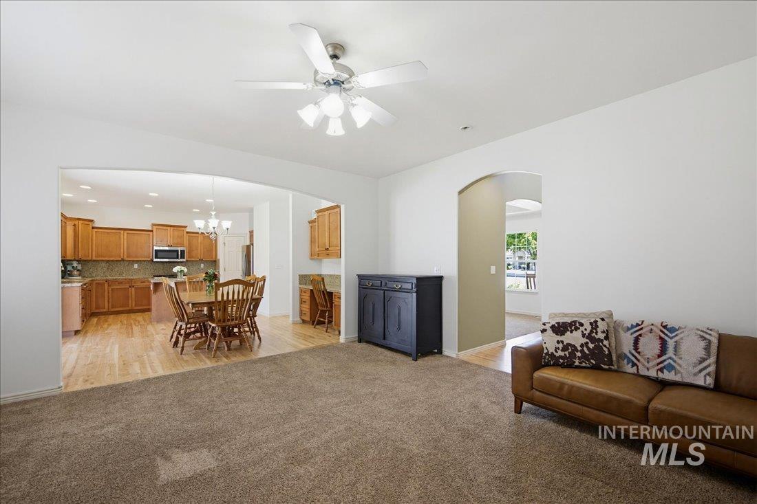 3053 E Calabria Dr, Meridian, Idaho 83642, 4 Bedrooms, 2.5 Bathrooms, Residential For Sale, Price $549,999, 98989818