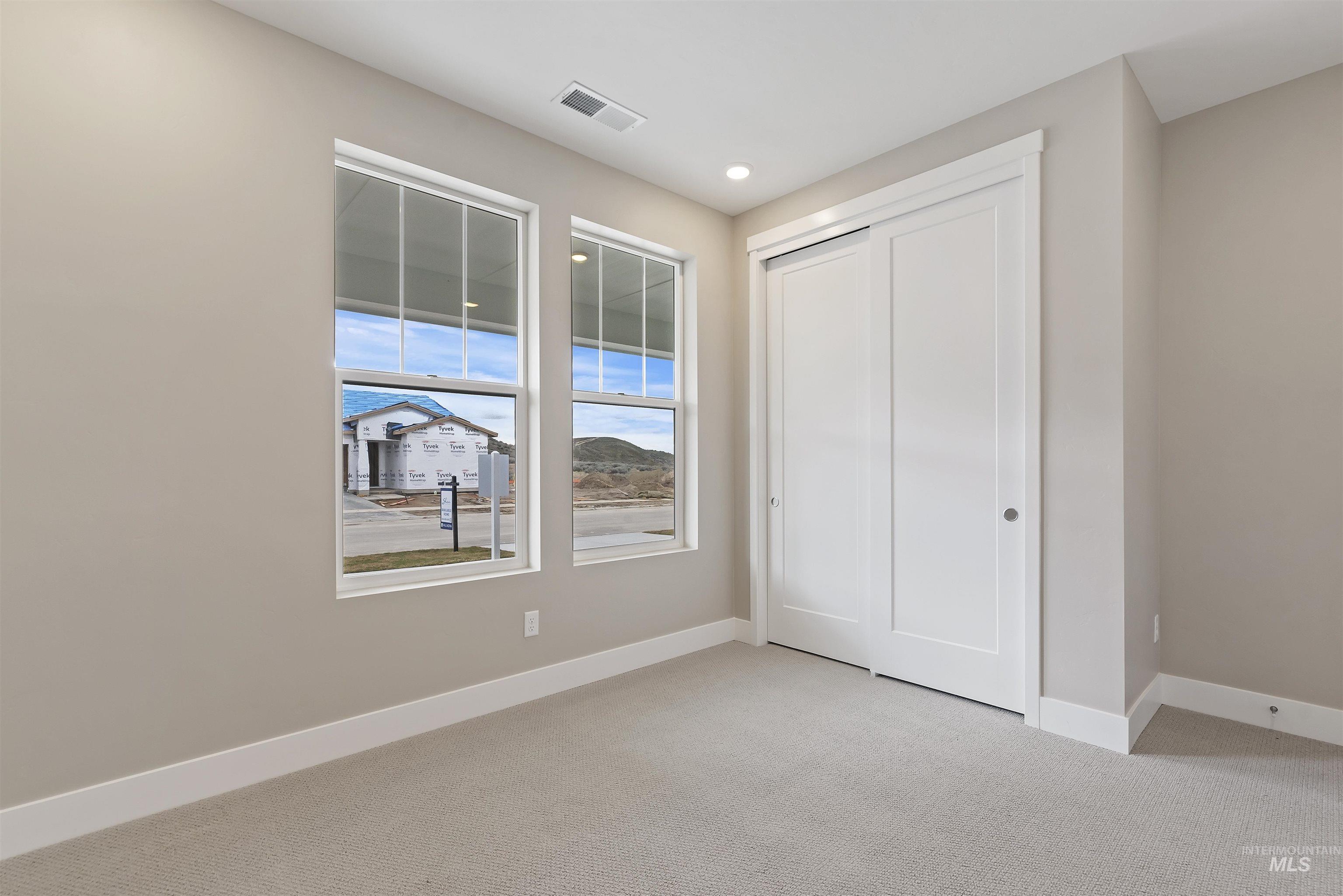 6124 N Arcinda Way, Eagle, Idaho 83616-1377, 3 Bedrooms, 2 Bathrooms, Residential For Sale, Price $664,590,MLS 98989819