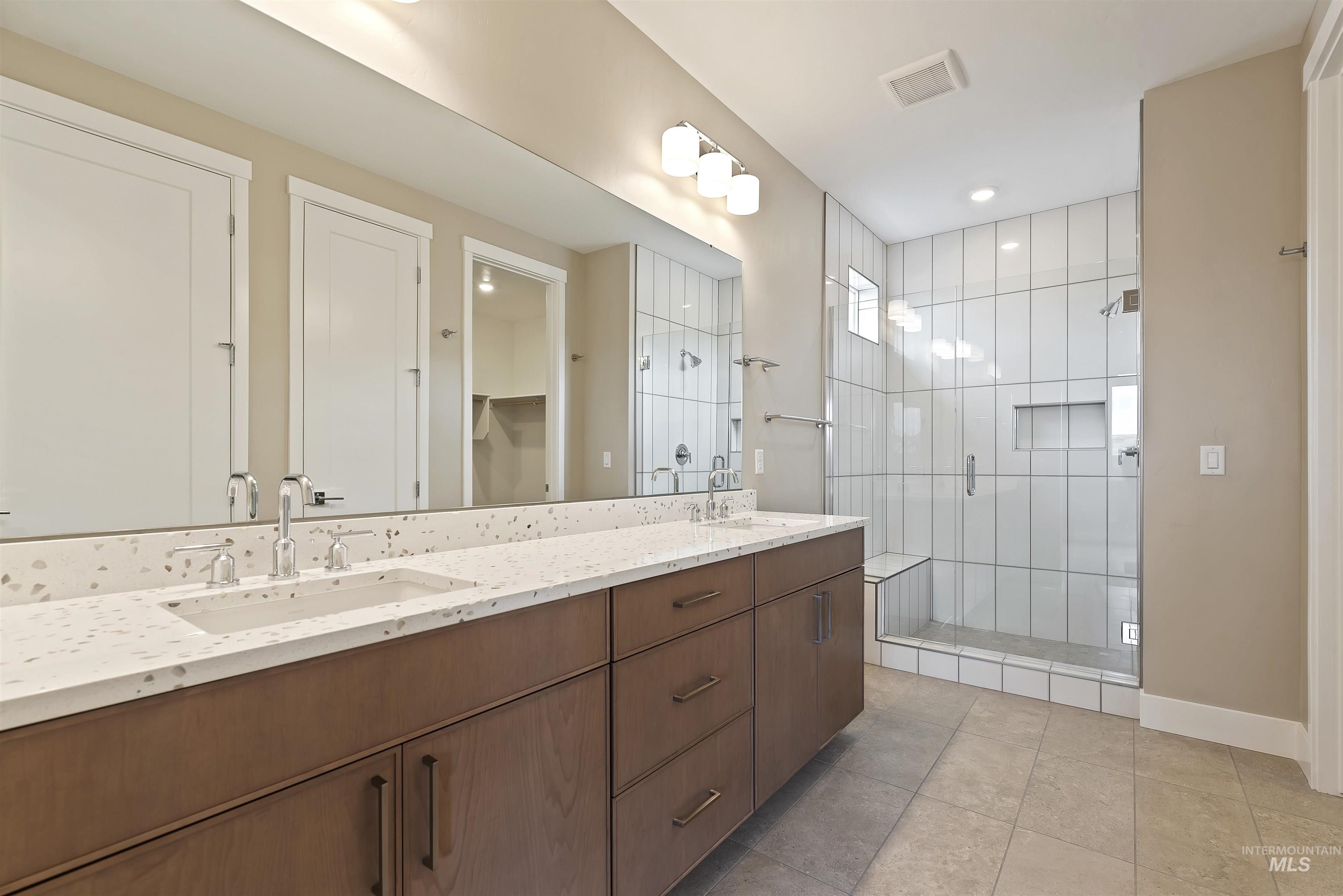 6124 N Arcinda Way, Eagle, Idaho 83616-1377, 3 Bedrooms, 2 Bathrooms, Residential For Sale, Price $664,590,MLS 98989819