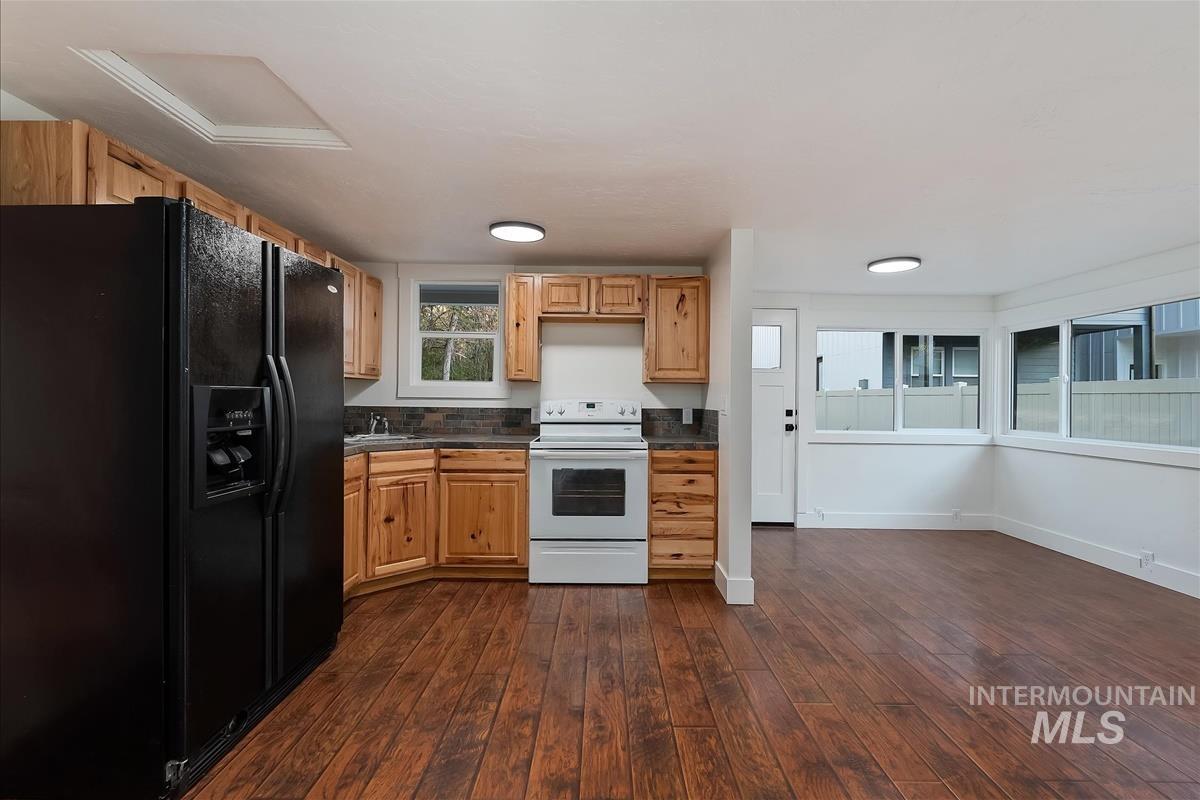 630 E Krall St, Boise, Idaho 83712, 1 Bedroom, 1 Bathroom, Residential For Sale, Price $499,900,MLS 98989825