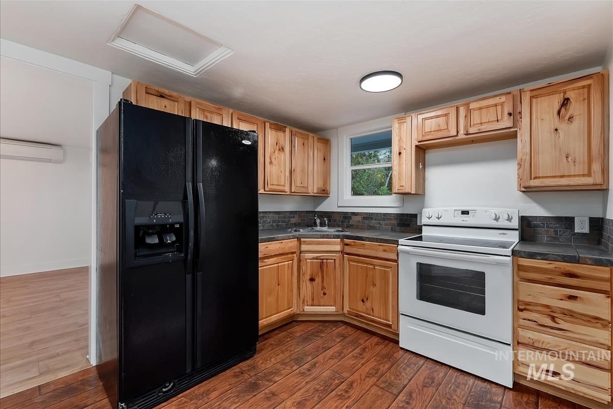 630 E Krall St, Boise, Idaho 83712, 1 Bedroom, 1 Bathroom, Residential For Sale, Price $499,900,MLS 98989825