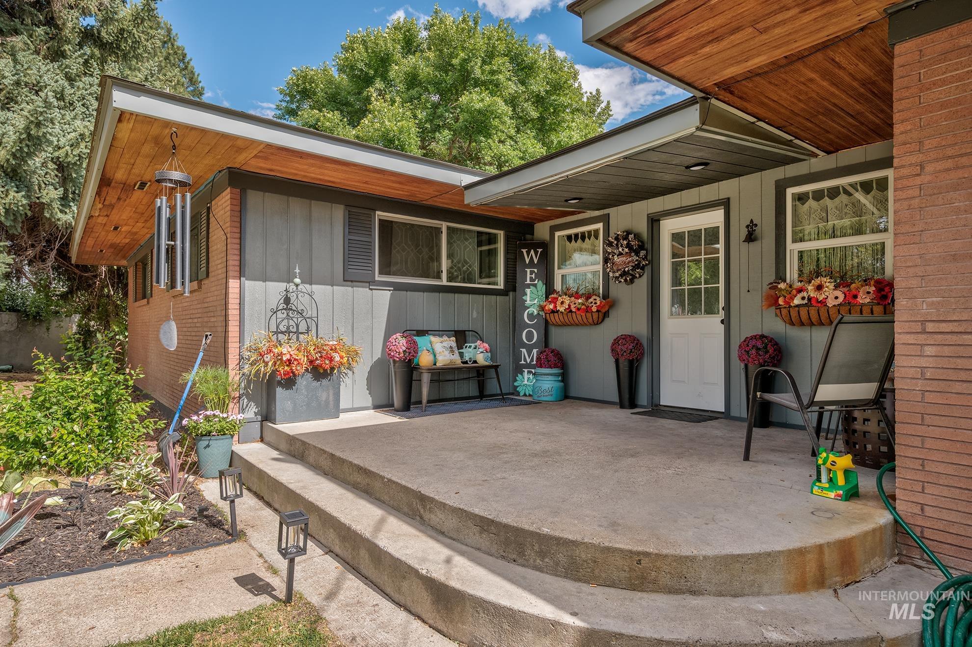 2011 Decker Drive, Payette, Idaho 83661, 4 Bedrooms, 2.5 Bathrooms, Residential For Sale, Price $549,611,MLS 98989830