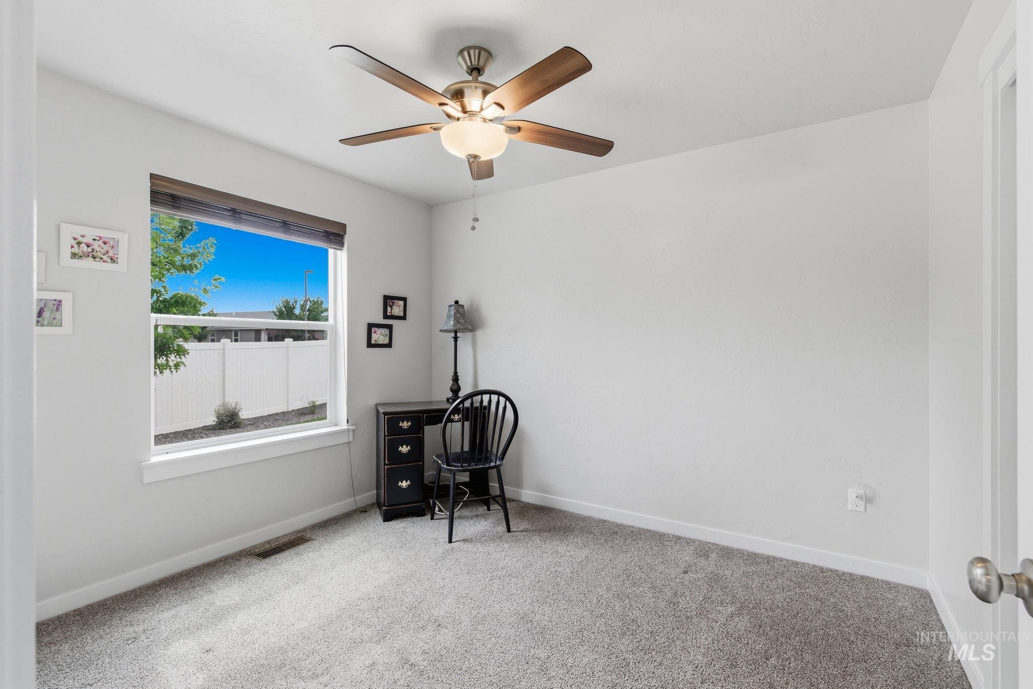 1875 W Deserthawk Dr., Kuna, Idaho 83634, 3 Bedrooms, 2 Bathrooms, Residential For Sale, Price $415,000,MLS 98989831