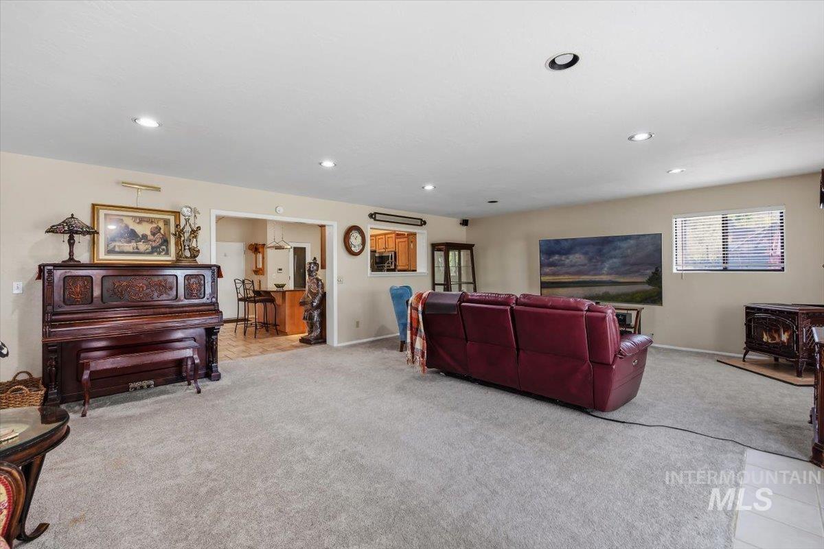 147 W 400 South, Jerome, Idaho 83338, 4 Bedrooms, 3 Bathrooms, Residential For Sale, Price $664,000,MLS 98989834
