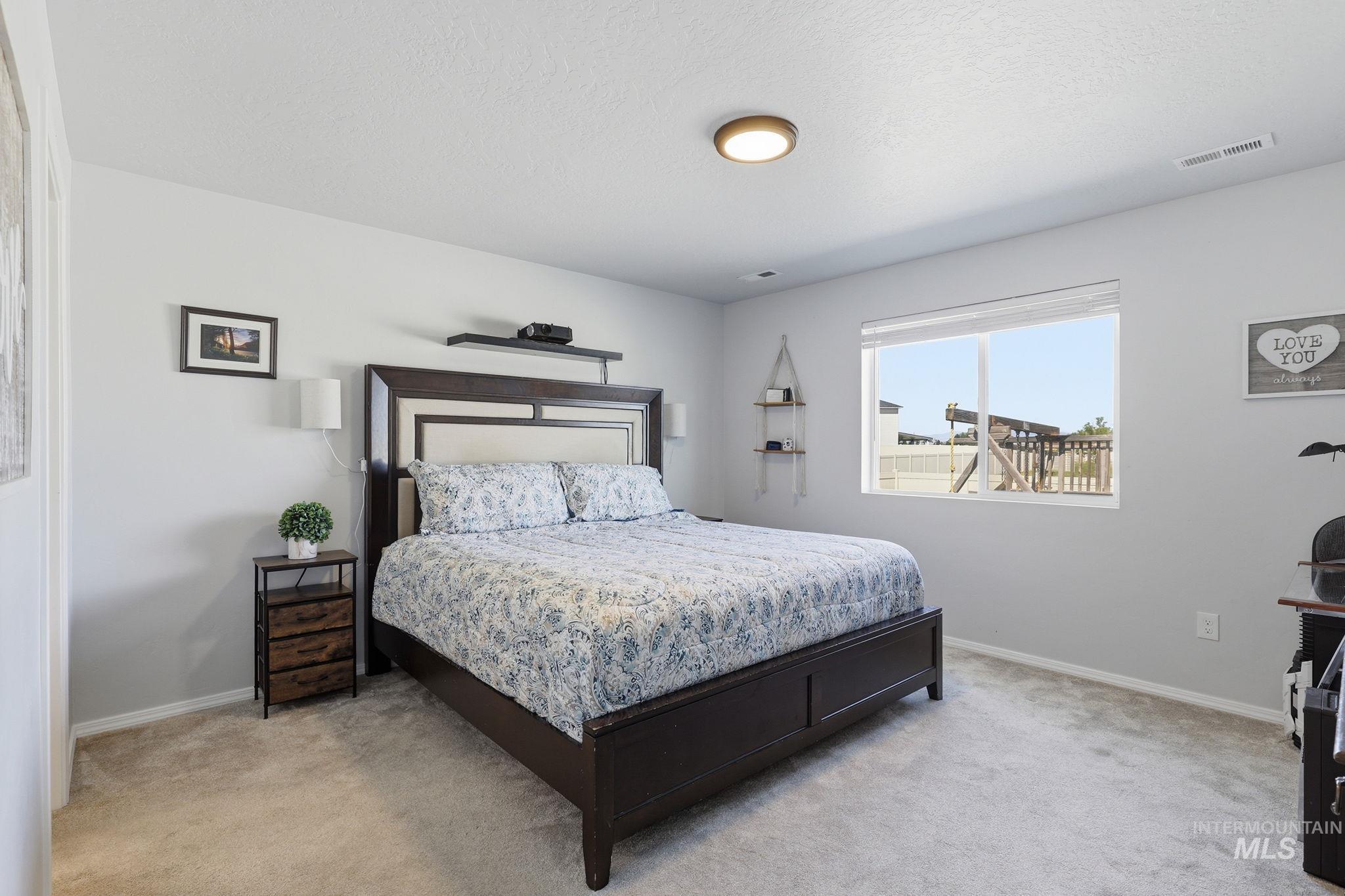 16780 Breton Way, Caldwell, Idaho 83607, 3 Bedrooms, 2 Bathrooms, Residential For Sale, Price $385,000,MLS 98989836