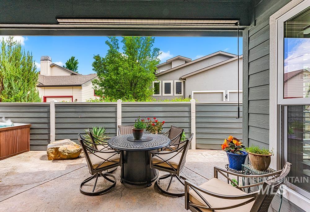 2915 S Old Hickory Way, Boise, Idaho 83716, 4 Bedrooms, 3.5 Bathrooms, Residential For Sale, Price $869,000,MLS 98989840