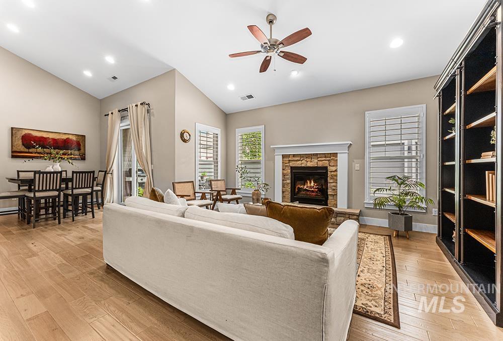 2915 S Old Hickory Way, Boise, Idaho 83716, 4 Bedrooms, 3.5 Bathrooms, Residential For Sale, Price $869,000,MLS 98989840