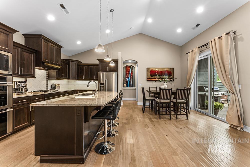 2915 S Old Hickory Way, Boise, Idaho 83716, 4 Bedrooms, 3.5 Bathrooms, Residential For Sale, Price $869,000,MLS 98989840