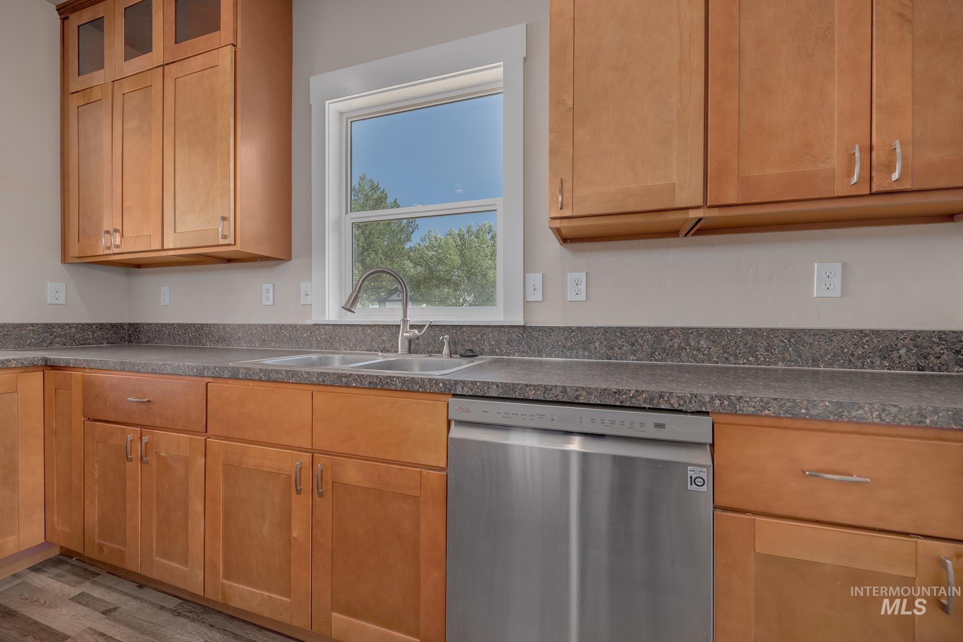 504 N 9th Street, Payette, Idaho 83661, 3 Bedrooms, 1 Bathroom, Residential For Sale, Price $350,000,MLS 98989841