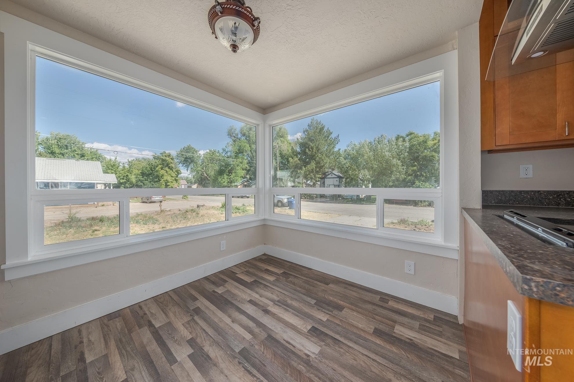 504 N 9th Street, Payette, Idaho 83661, 3 Bedrooms, 1 Bathroom, Residential For Sale, Price $350,000,MLS 98989841