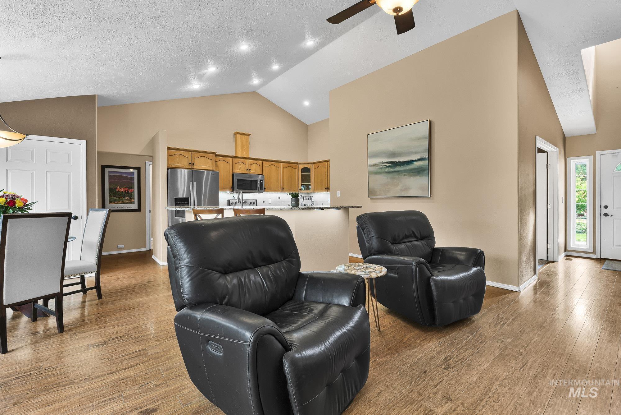 23193 Forest Hills Loop, Caldwell, Idaho 83607, 4 Bedrooms, 2 Bathrooms, Residential For Sale, Price $475,000,MLS 98989844