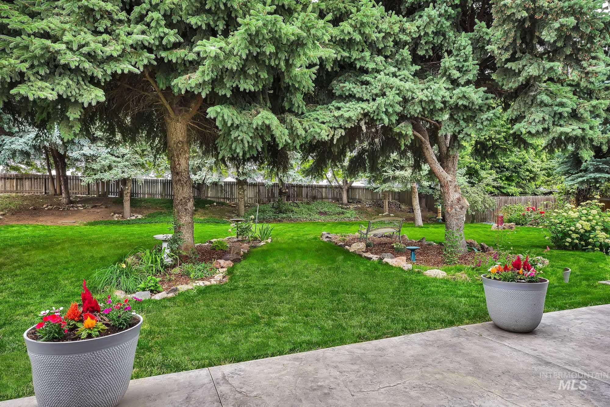 23193 Forest Hills Loop, Caldwell, Idaho 83607, 4 Bedrooms, 2 Bathrooms, Residential For Sale, Price $475,000,MLS 98989844