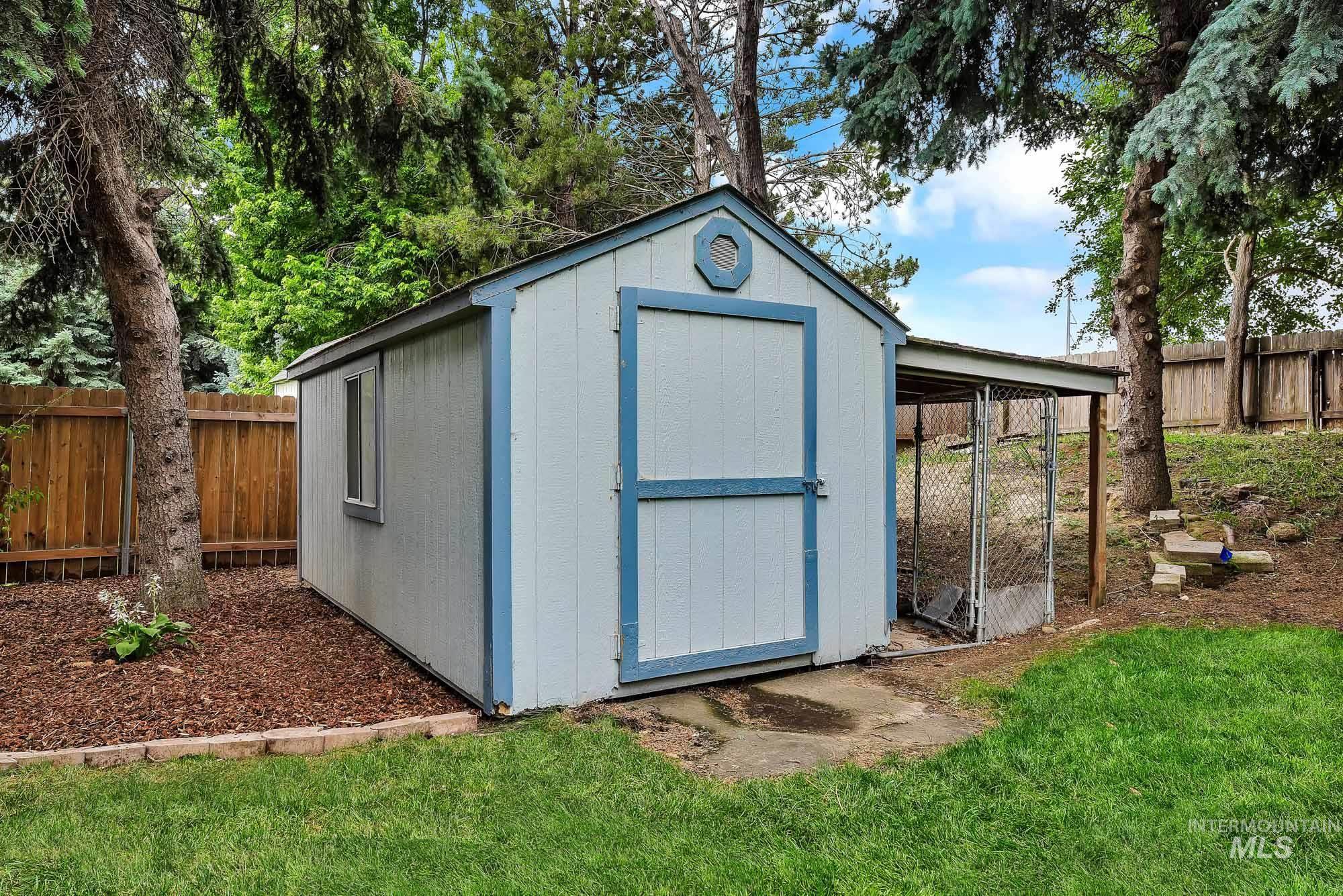 23193 Forest Hills Loop, Caldwell, Idaho 83607, 4 Bedrooms, 2 Bathrooms, Residential For Sale, Price $475,000,MLS 98989844
