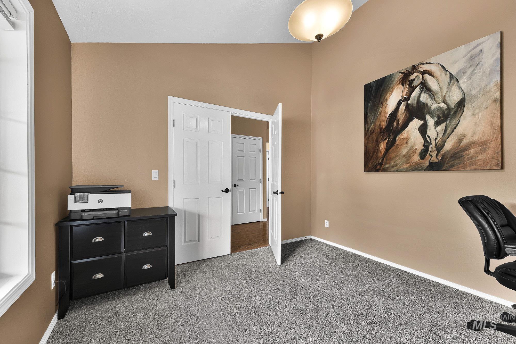 23193 Forest Hills Loop, Caldwell, Idaho 83607, 4 Bedrooms, 2 Bathrooms, Residential For Sale, Price $475,000,MLS 98989844