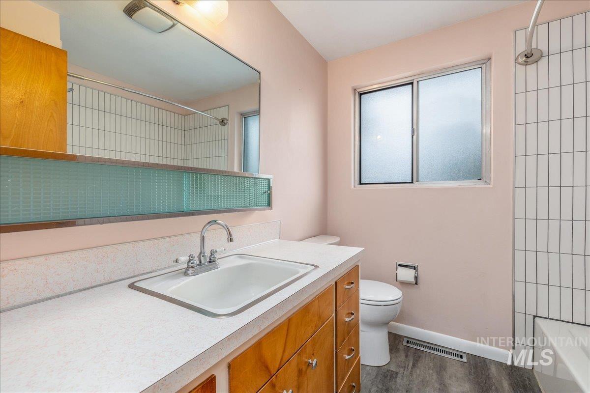 316 N Gail Cir, Boise, Idaho 83706, 3 Bedrooms, 1 Bathroom, Residential For Sale, Price $399,900,MLS 98989848