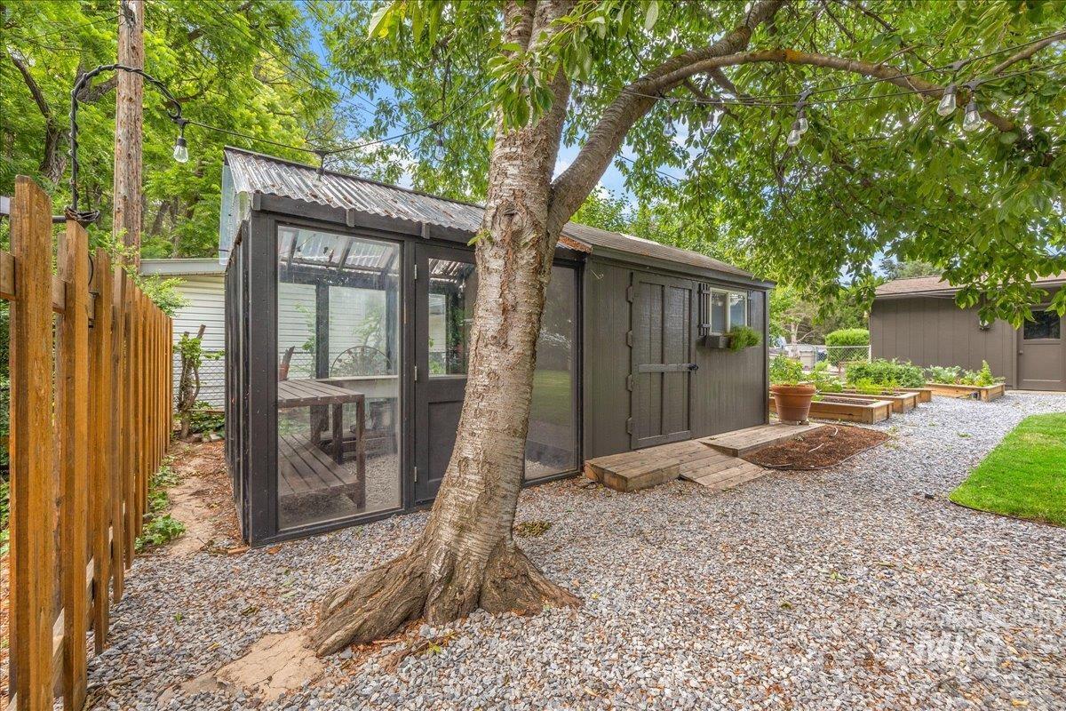 316 N Gail Cir, Boise, Idaho 83706, 3 Bedrooms, 1 Bathroom, Residential For Sale, Price $399,900,MLS 98989848