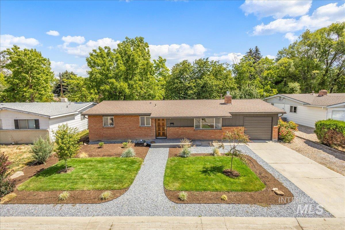 316 N Gail Cir, Boise, Idaho 83706, 3 Bedrooms, 1 Bathroom, Residential For Sale, Price $399,900,MLS 98989848