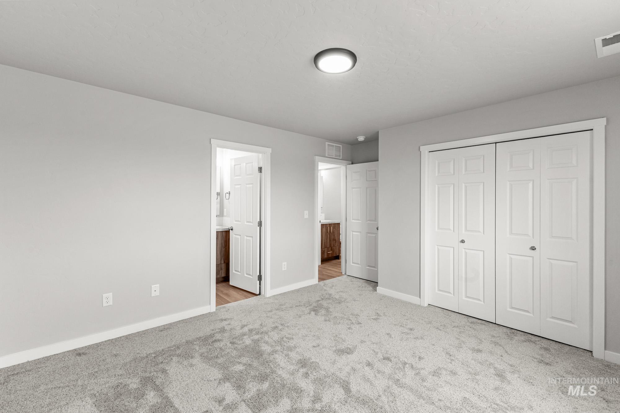 215 W 17th Ave, Jerome, Idaho 83338, 3 Bedrooms, 2 Bathrooms, Residential For Sale, Price $339,990,MLS 98989850