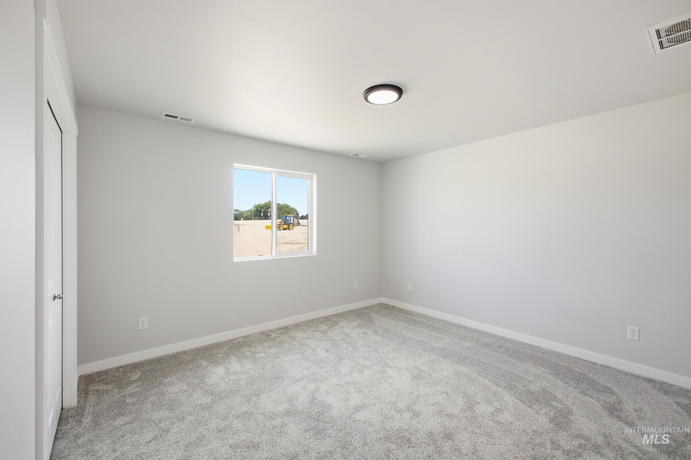 215 W 17th Ave, Jerome, Idaho 83338, 3 Bedrooms, 2 Bathrooms, Residential For Sale, Price $318,995,MLS 98989850