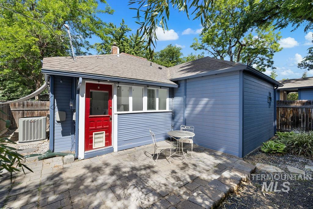 2014 N 9th St, Boise, Idaho 83702, 3 Bedrooms, 2 Bathrooms, Residential For Sale, Price $679,000,MLS 98989853