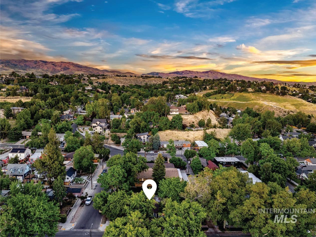 2014 N 9th St, Boise, Idaho 83702, 3 Bedrooms, 2 Bathrooms, Residential For Sale, Price $679,000,MLS 98989853